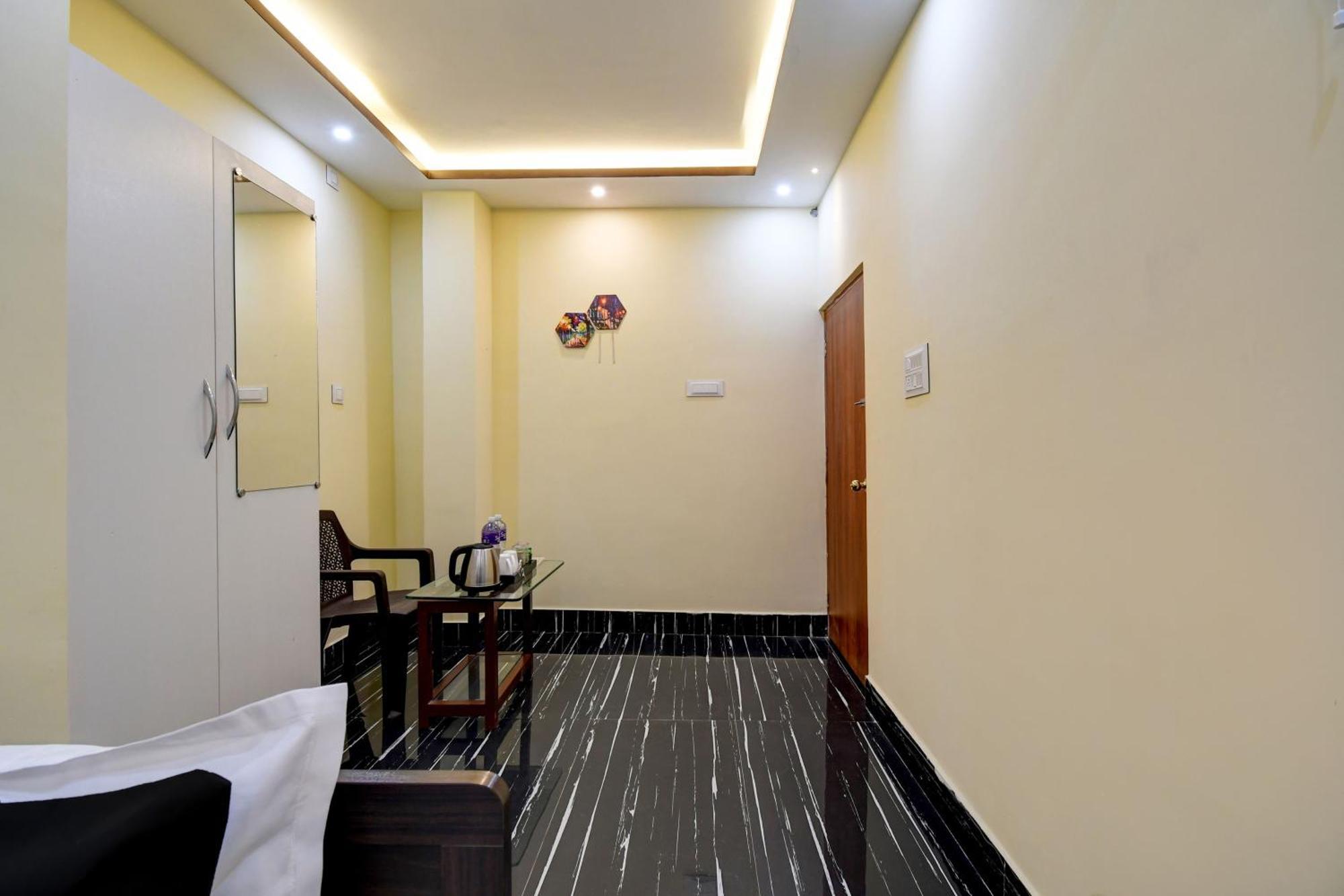 Hotel O Chilli Pepper Hotel And Restaurant Kolkata Exterior photo